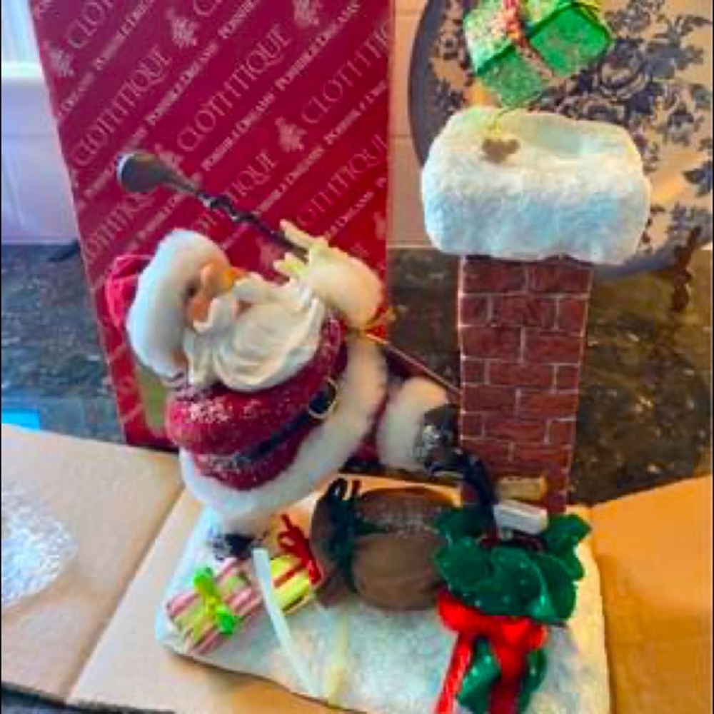 Clothtique Possible Dreams “Hole in One” Santa NEW